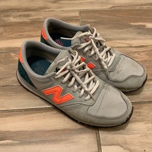 New Balance 420 Sneakers